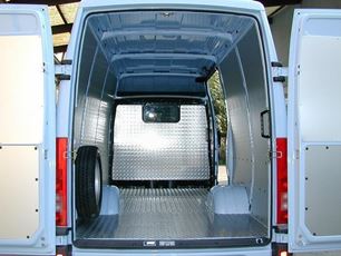 01_Bočné ochranné obloženie a podlaha pre IVECO Daily